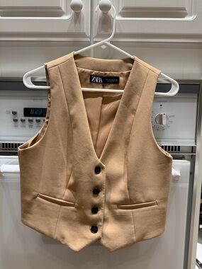 Zara women’s vest